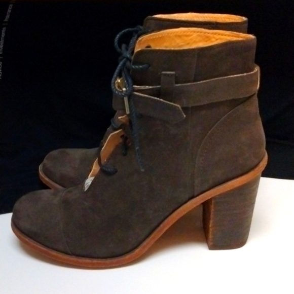 Timberland Womens Boot Company Marge Ankle Strap Chukka -size 7 - Picture 1 of 11